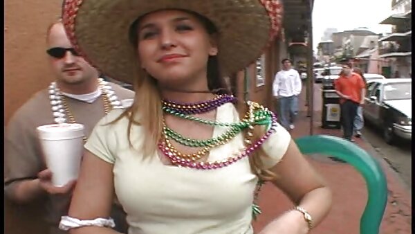 Hot latina Laurie Vargas memberikan filem lucah free blowjob pada POV video