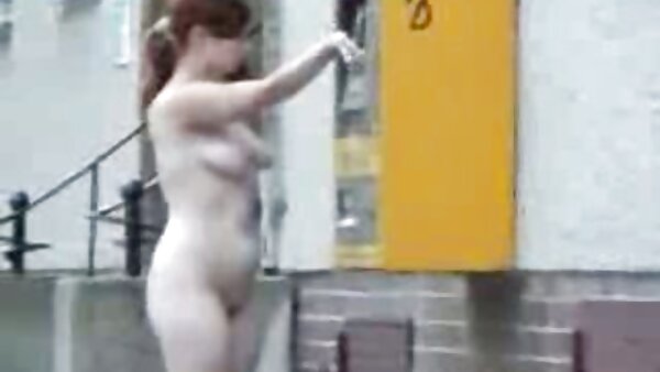 Berpayu dara besar berambut perang Alexis Ford mendapat laman seks pussynya dirempuh kuat